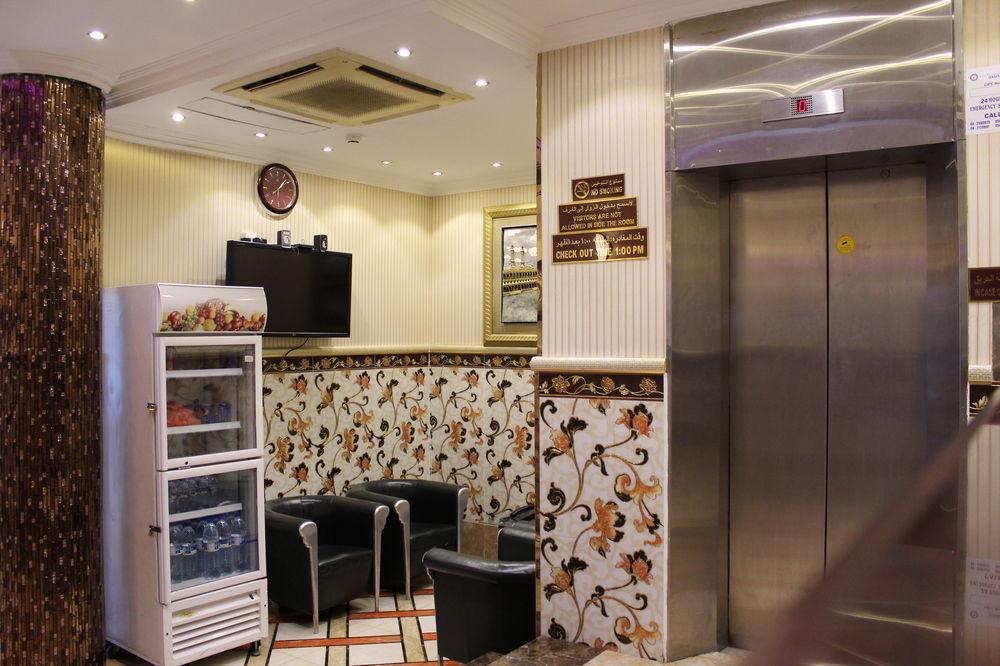 Sutchi Hotel Dubai Exterior photo