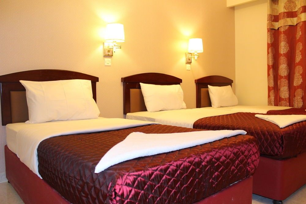 Sutchi Hotel Dubai Exterior photo